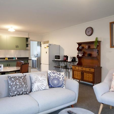 Comfy City Centre Home كوينستاون المظهر الخارجي الصورة