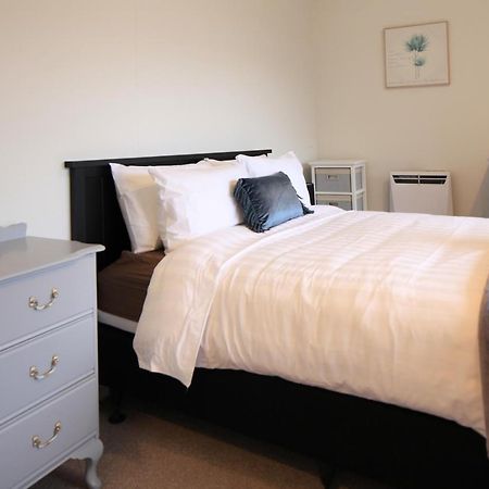 Comfy City Centre Home كوينستاون المظهر الخارجي الصورة